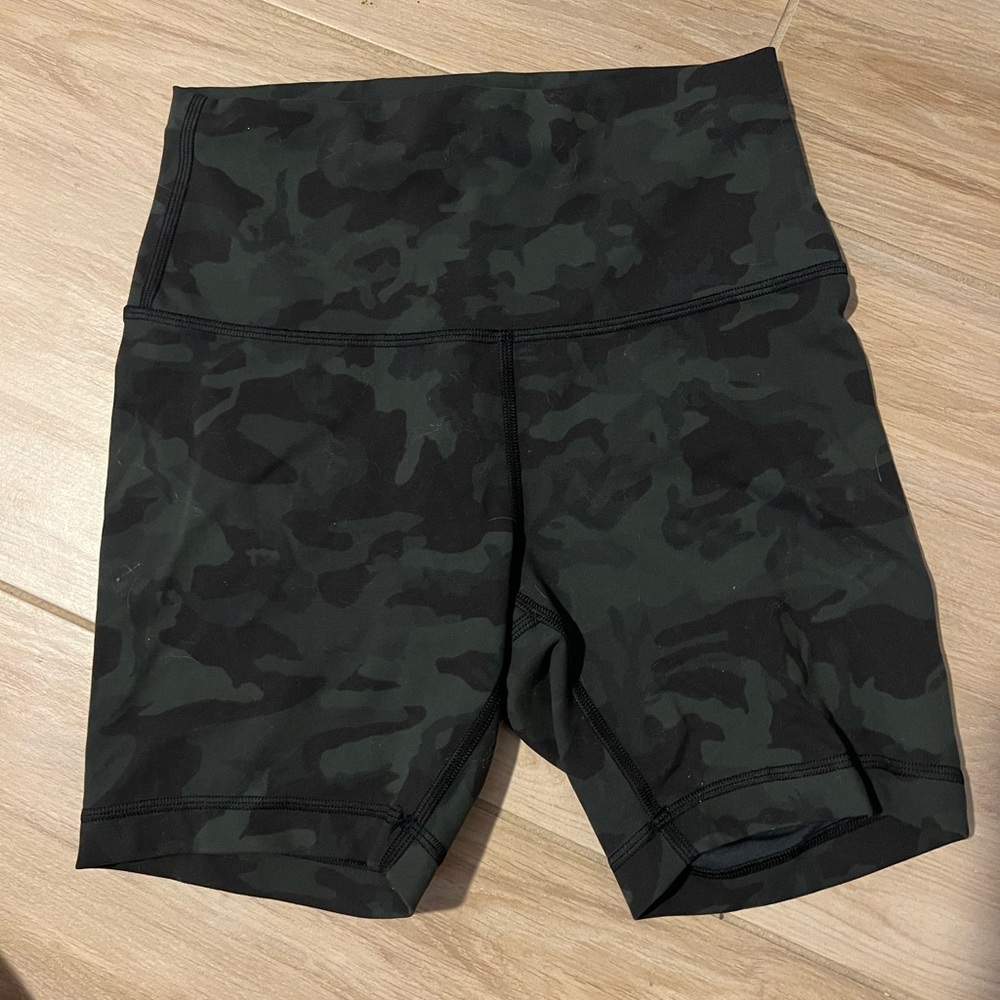 Camo lululumon biker shorts